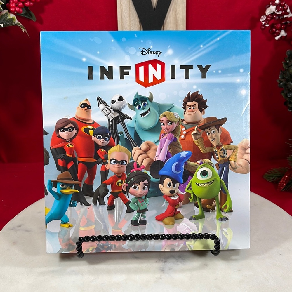 Disney INFINITY Tri-fold Power Game Disc Album